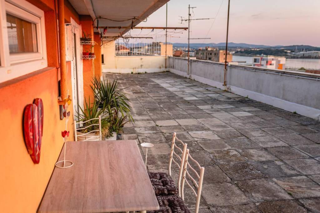 The Spot - Rooftop In The City Centre + Parking Σίμπενικ Εξωτερικό φωτογραφία